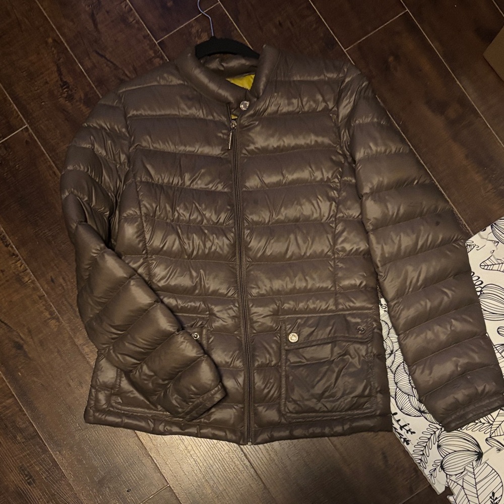 Women’s Brown Puffer Jacket